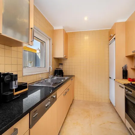 Whome Modern Flat In *