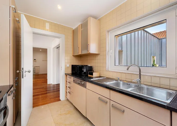 Whome Modern Flat In شقة *